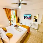 Travellers Lemonias Agios Gordios Apartman *