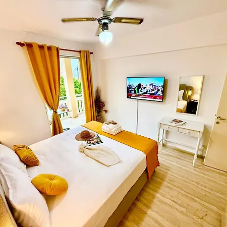 Travellers Lemonias Agios Gordios דירה *